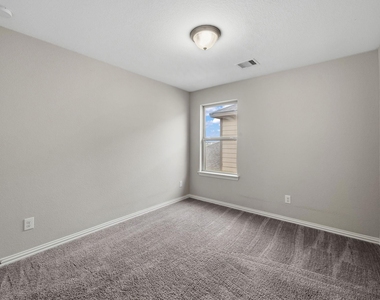 12806 Crombie Drive - Photo Thumbnail 17
