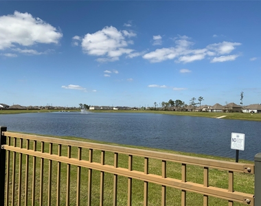 12806 Crombie Drive - Photo Thumbnail 25