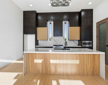 4216 Dreyfus Street - Photo Thumbnail 19
