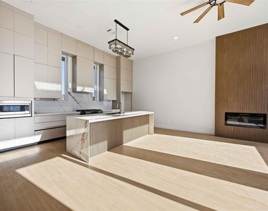4216 Dreyfus Street - Photo Thumbnail 21
