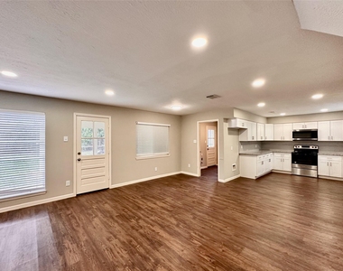 3439 Aspen Bend Drive - Photo Thumbnail 9