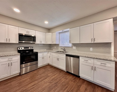 3439 Aspen Bend Drive - Photo Thumbnail 7