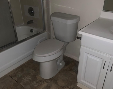 9700 Leawood Boulevard - Photo Thumbnail 4