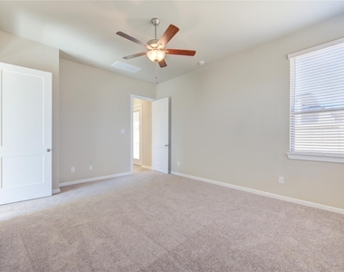 4203 Maple Glen Drive - Photo Thumbnail 24