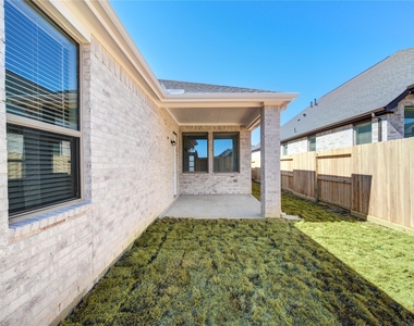 4203 Maple Glen Drive - Photo Thumbnail 30