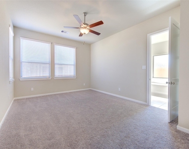 4203 Maple Glen Drive - Photo Thumbnail 16