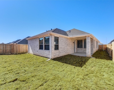 4203 Maple Glen Drive - Photo Thumbnail 32