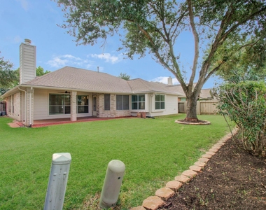 2311 Meadow Briar Drive - Photo Thumbnail 34