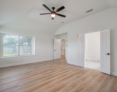 2311 Meadow Briar Drive - Photo Thumbnail 20