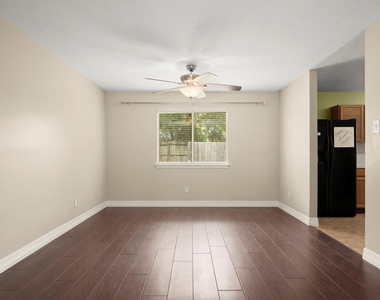 8723 Creek Willow Drive - Photo Thumbnail 7