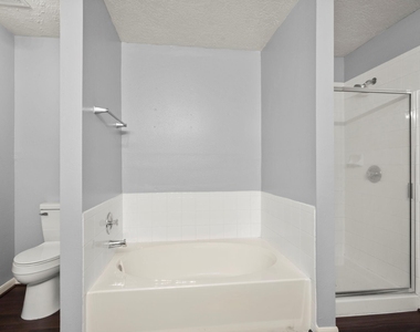 8723 Creek Willow Drive - Photo Thumbnail 20