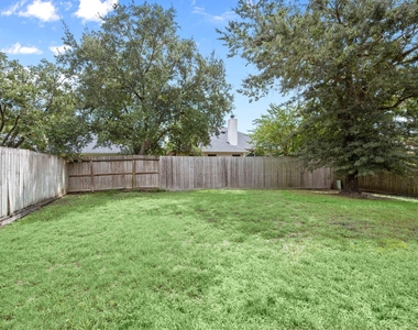 8723 Creek Willow Drive - Photo Thumbnail 28