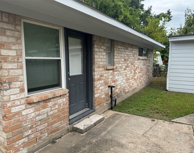604 Wilson Road - Photo Thumbnail 16