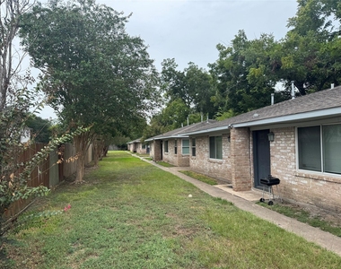 604 Wilson Road - Photo Thumbnail 19