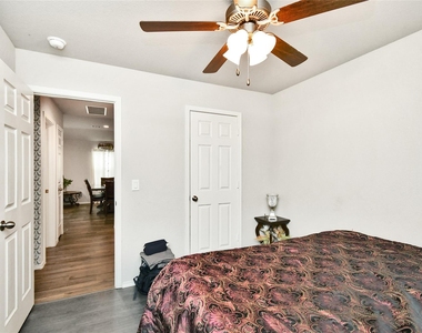 194 Bellewood Manor Drive - Photo Thumbnail 32