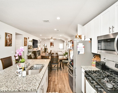 194 Bellewood Manor Drive - Photo Thumbnail 16