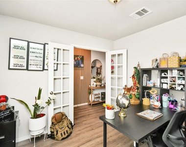 194 Bellewood Manor Drive - Photo Thumbnail 14