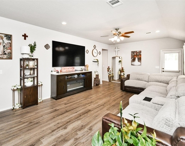 194 Bellewood Manor Drive - Photo Thumbnail 21