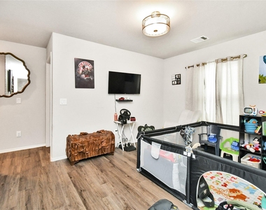 194 Bellewood Manor Drive - Photo Thumbnail 34