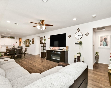 194 Bellewood Manor Drive - Photo Thumbnail 22