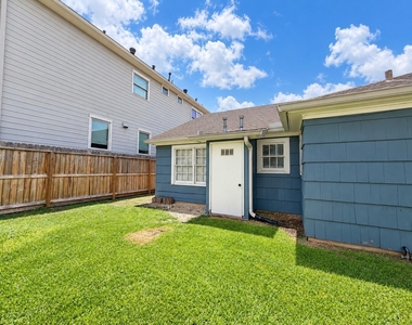 1103 E 23rd Street - Photo Thumbnail 9