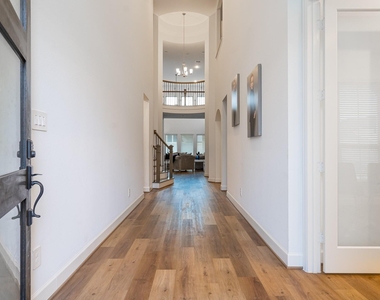 29035 Hauter Way - Photo Thumbnail 3