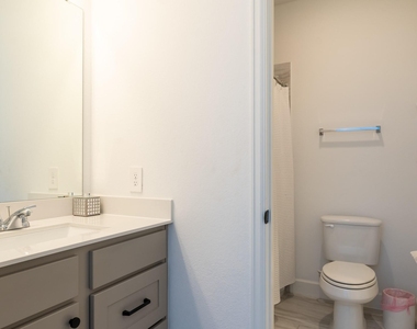 29035 Hauter Way - Photo Thumbnail 16