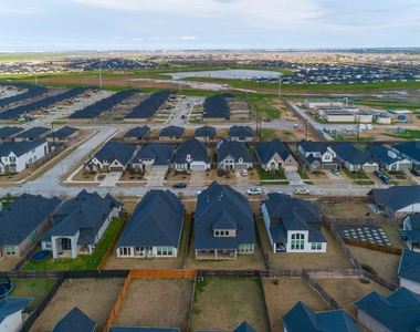 29035 Hauter Way - Photo Thumbnail 44