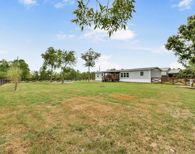 1566 Cr 610 - Photo Thumbnail 33