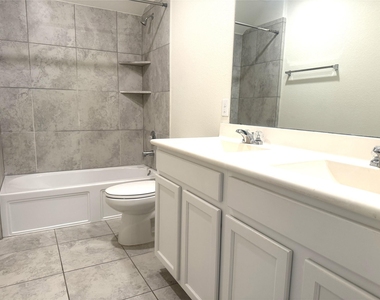 9431 Summer River Drive - Photo Thumbnail 19