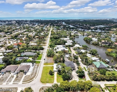 27595 Imperial River Road - Photo Thumbnail 25