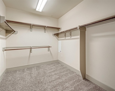 11103 Dowbeck Avenue - Photo Thumbnail 23