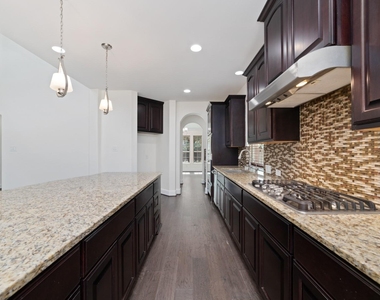 11103 Dowbeck Avenue - Photo Thumbnail 9