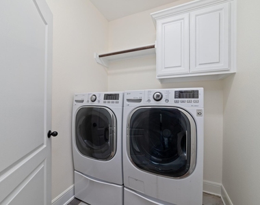 11103 Dowbeck Avenue - Photo Thumbnail 15
