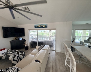 17721 Broadway Avenue - Photo Thumbnail 24