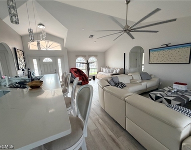 17721 Broadway Avenue - Photo Thumbnail 23