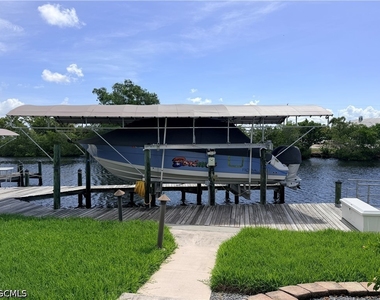 17721 Broadway Avenue - Photo Thumbnail 1
