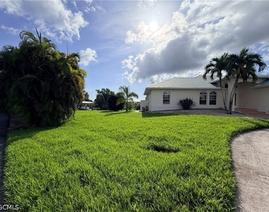 17721 Broadway Avenue - Photo Thumbnail 40