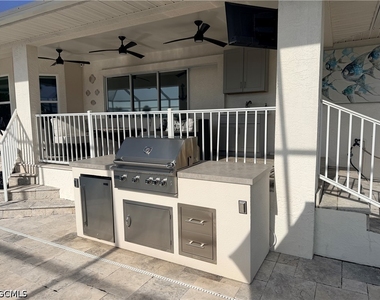 17721 Broadway Avenue - Photo Thumbnail 5