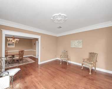 5214 Norborne Lane - Photo Thumbnail 7
