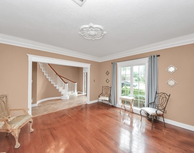 5214 Norborne Lane - Photo Thumbnail 6