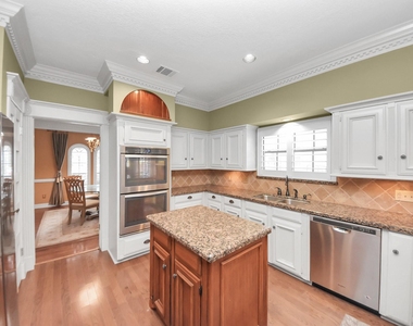 5214 Norborne Lane - Photo Thumbnail 11