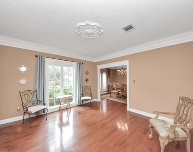5214 Norborne Lane - Photo Thumbnail 5