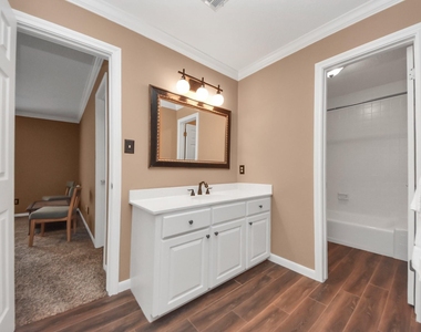 5214 Norborne Lane - Photo Thumbnail 40