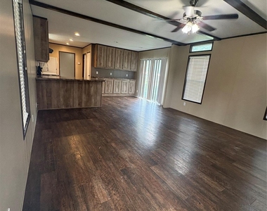 23767 Roberts Road - Photo Thumbnail 3