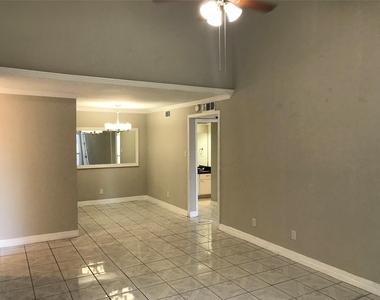 10047 Westpark Drive - Photo Thumbnail 8