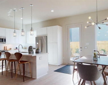 5726 Rucio Lane - Photo Thumbnail 2