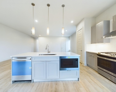 5726 Rucio Lane - Photo Thumbnail 9