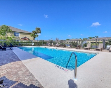 9077 Gervais Circle - Photo Thumbnail 14