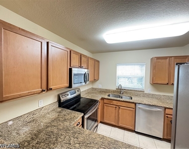 9077 Gervais Circle - Photo Thumbnail 2